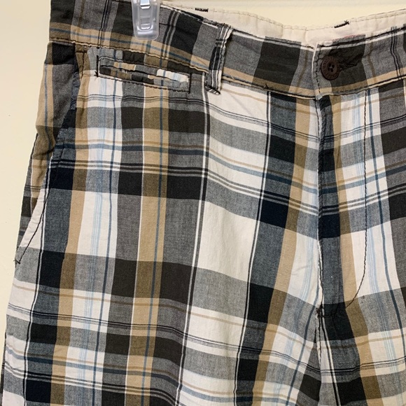 UnionBay Plaid Shorts Size 38 - Picture 2 of 9